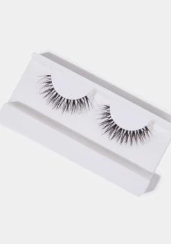 Land Of Lashes Ltd. Naked #2 Lashes