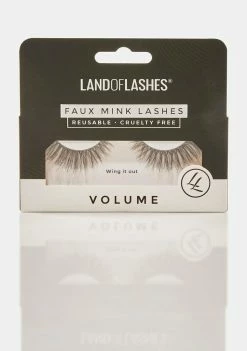 Land Of Lashes Ltd. Wing It Out Lashes