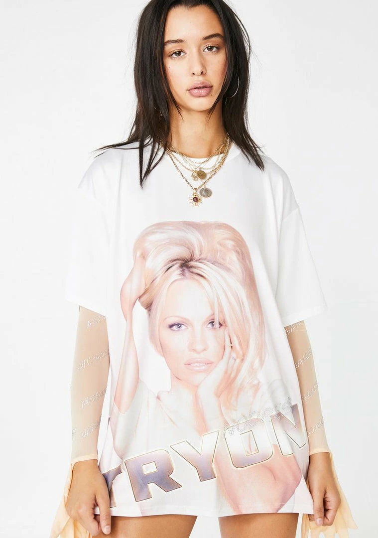 Best Pirce ???? No ???? Dress Blonde Beauty Graphic T-Shirt ✨ 1 No Dress Blonde Beauty Graphic T-Shirt